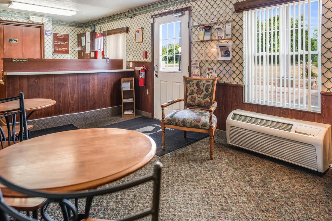 Knights Inn Sandusky Extérieur photo